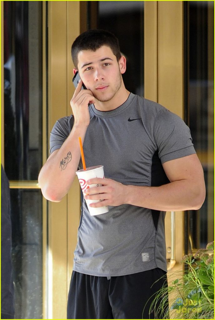 Nick-Jonas_2014-0002a - Chilliwiki